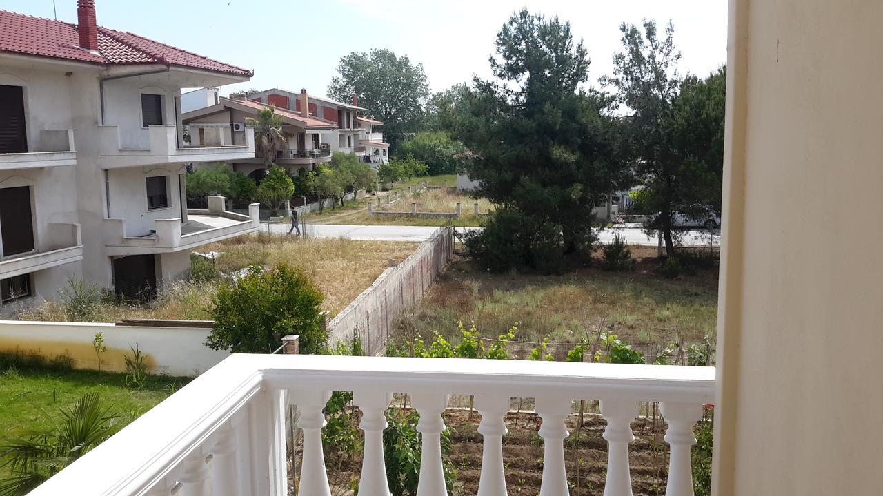 קראמוטי Irini Apartments מראה חיצוני תמונה
