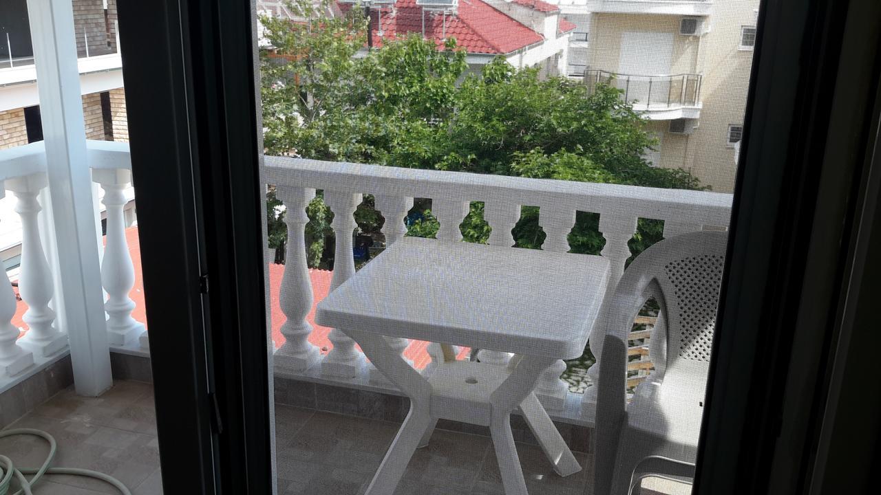 קראמוטי Irini Apartments מראה חיצוני תמונה