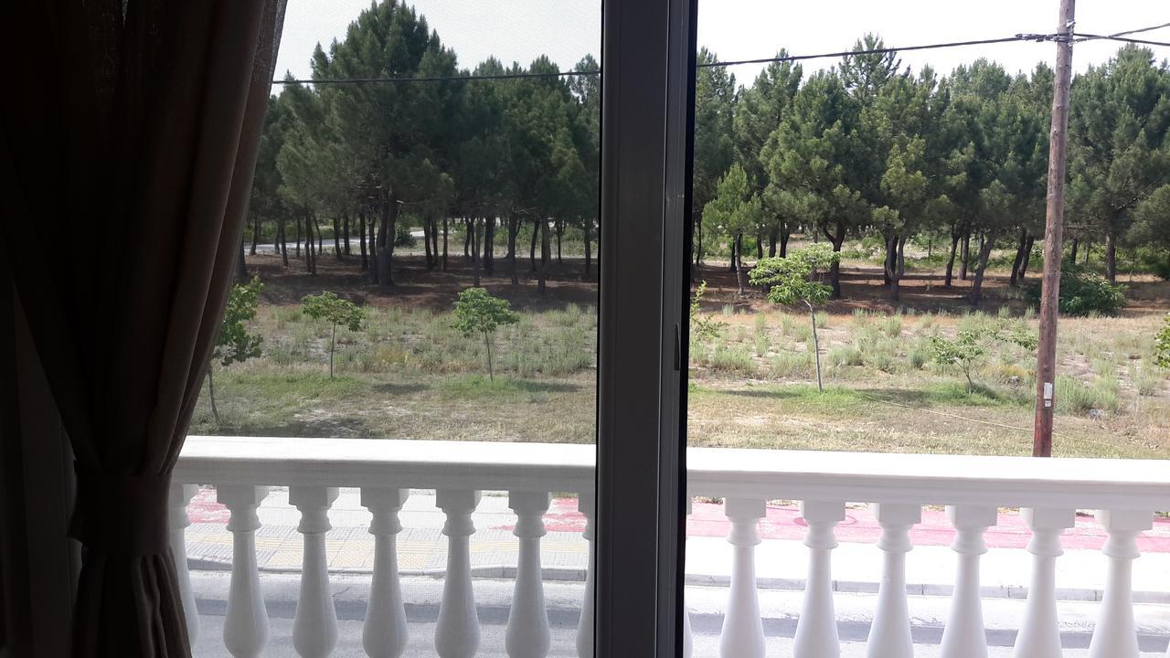 קראמוטי Irini Apartments מראה חיצוני תמונה