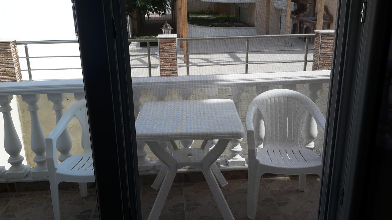 קראמוטי Irini Apartments מראה חיצוני תמונה