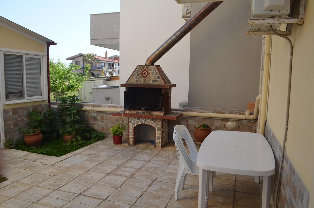 קראמוטי Irini Apartments מראה חיצוני תמונה