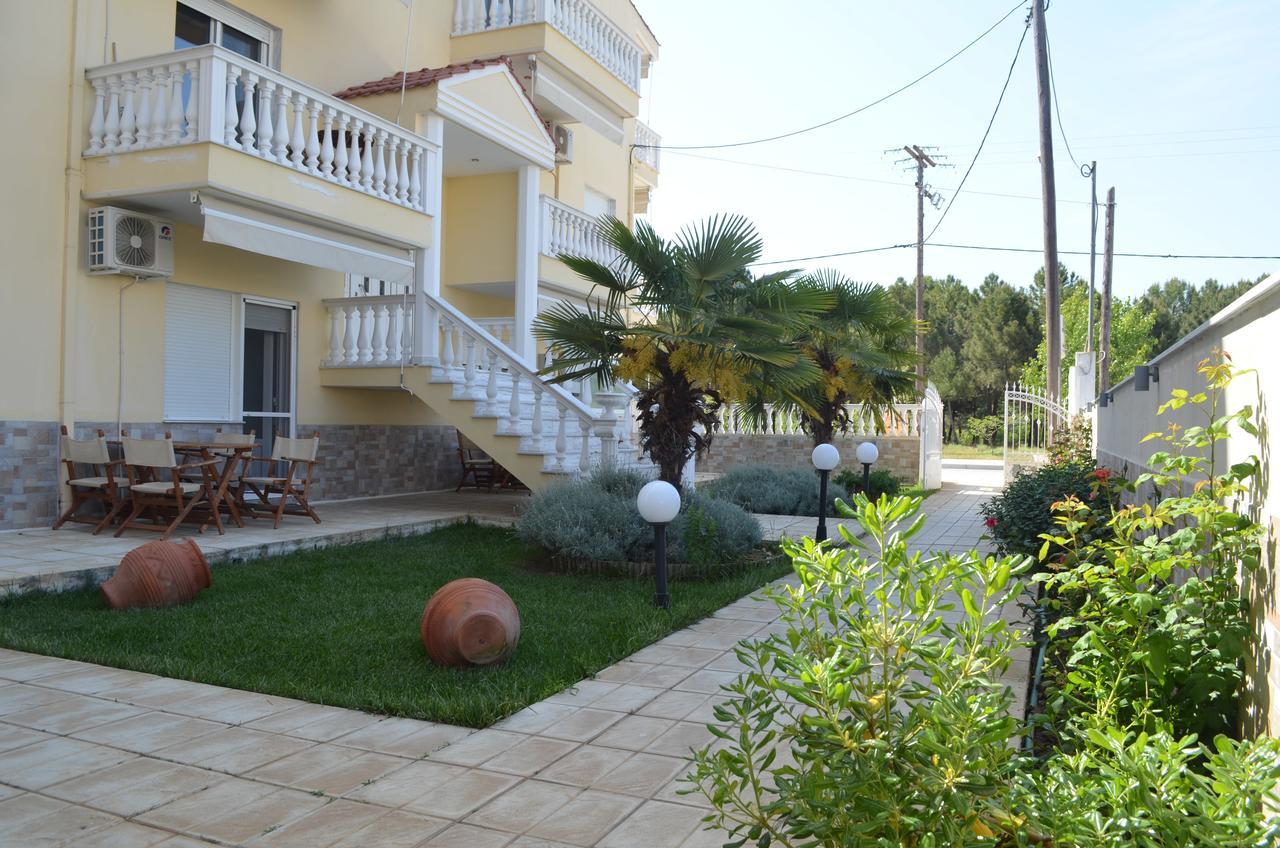 קראמוטי Irini Apartments מראה חיצוני תמונה